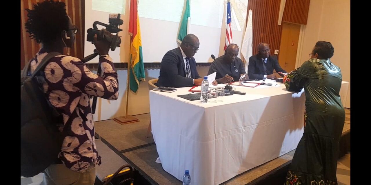 STIFM a couvert la cérémonie de signature de l&rsquo;Accord de Coopération Aéronautique entre les Républiques de Sierra Leone, du Libéria et de Guinée, ce 10 juillet 2023, à l&rsquo;hôtel Noom, à Conakry.